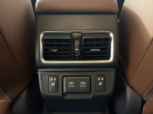Used 2019 Subaru Outback 2.5i Touring AWD/4WD image 29