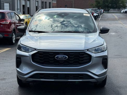 Used 2024 Ford Escape ST-Line w/ Tech Pack #1 AWD/4WD image 8