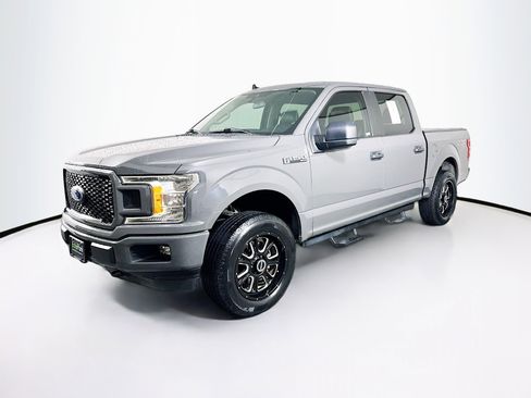 Used 2020 Ford F150 XL w/ Equipment Group 101A Mid AWD/4WD image 3