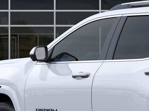 New 2027 GMC Terrain Denali w/ LPO, Black Badging Package AWD/4WD image 12