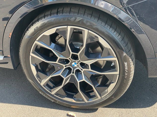 Used 2024 BMW X7 xDrive40i w/ Executive Package AWD/4WD image 27