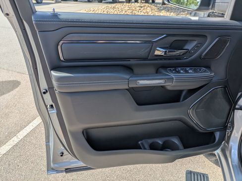 Used 2023 RAM 1500 Limited AWD/4WD image 15