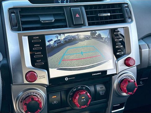 Used 2022 Toyota 4Runner SR5 Premium image 14