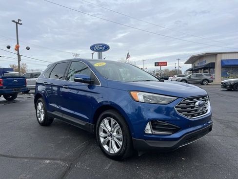 Used 2021 Ford Edge Titanium w/ Equipment Group 301A image 7