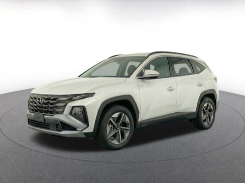 Used 2026 Hyundai Tucson SEL FWD image 3