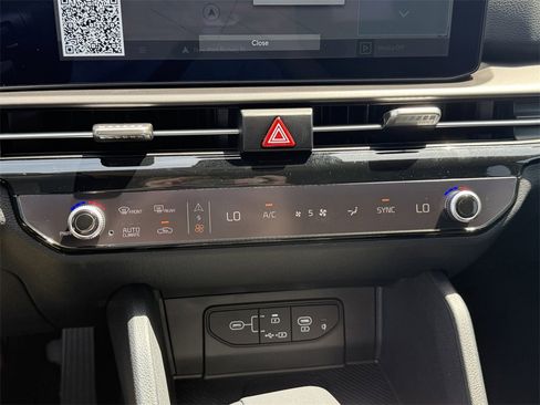 New 2026 Kia Sportage SX image 23