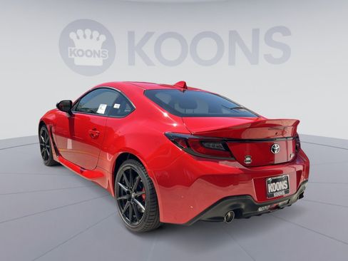 New 2026 Toyota GR86 Premium RWD image 4