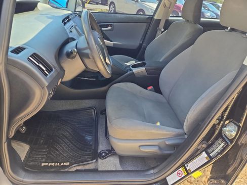 Used 2014 Toyota Prius Three FWD image 13