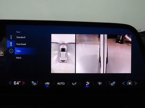 Used 2024 Chevrolet Equinox EV RS image 30