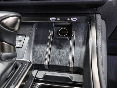 Used 2024 Lexus GX 550 w/ Accessory Package (Z1) AWD/4WD image 23