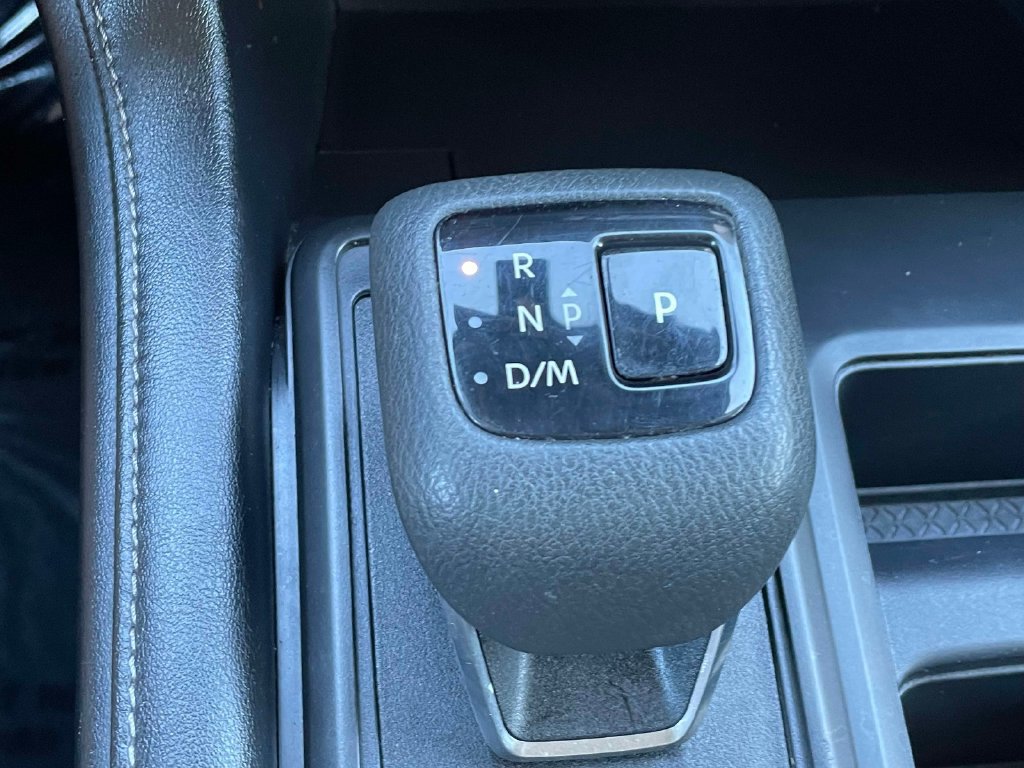 Used 2024 Nissan Pathfinder S AWD/4WD image 27