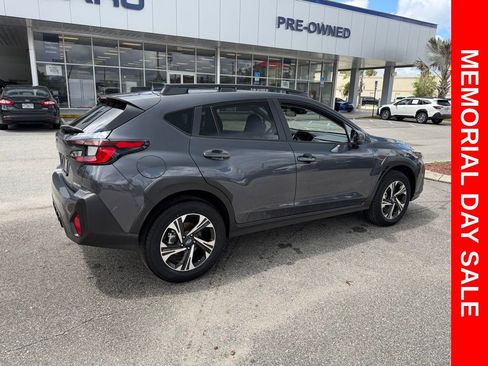 Used 2025 Subaru Crosstrek 2.0i Premium AWD/4WD image 3
