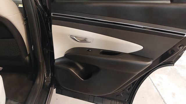Used 2023 Hyundai Tucson SEL w/ Convenience Package AWD/4WD image 30