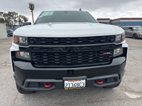 Used 2020 Chevrolet Silverado 1500 Custom Trail Boss w/ Custom Convenience Package AWD/4WD image 2