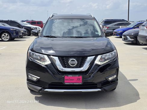 Used 2018 Nissan Rogue SV FWD image 4