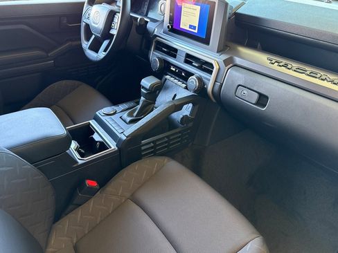 New 2026 Toyota Tacoma SR5 image 17