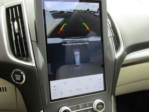 Used 2024 Ford Edge Titanium w/ Equipment Group 301A AWD/4WD image 29