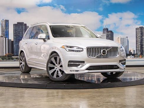 Used 2022 Volvo XC90 T6 Inscription w/ Advanced Package image 1