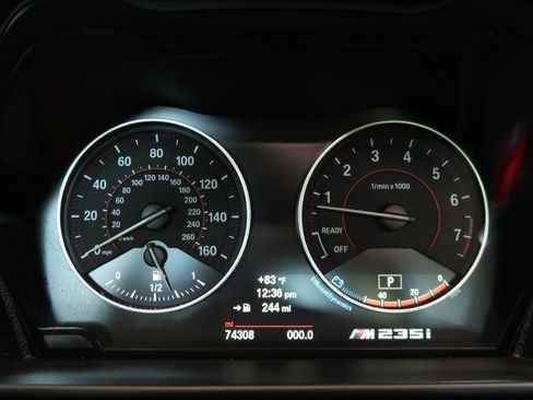 Used 2015 BMW M235i Coupe RWD image 23