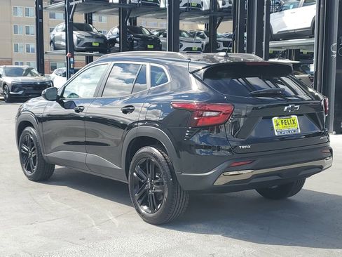 New 2026 Chevrolet Trax ACTIV w/ Driver Confidence Package FWD image 5