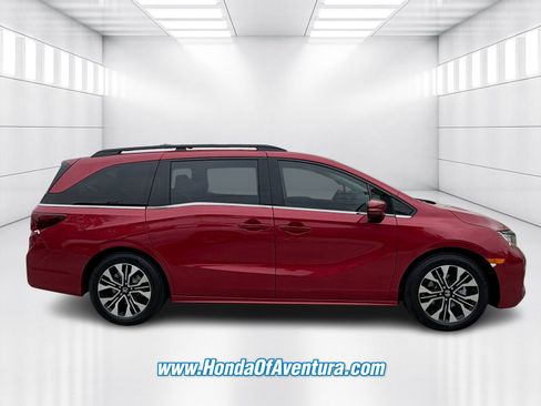 New 2026 Honda Odyssey Elite image 2