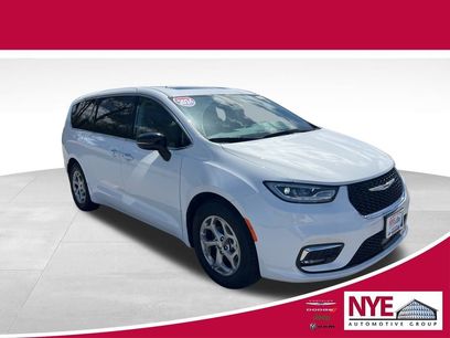 New 2024 Chrysler Pacifica Limited