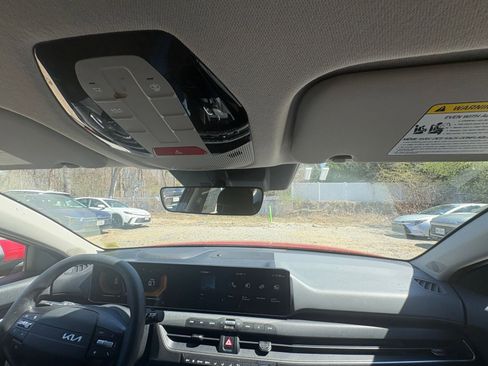 Used 2025 Kia K4 FWD image 31