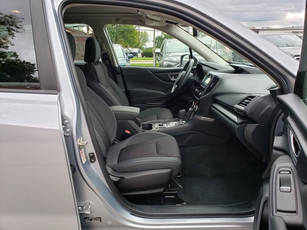 Used 2019 Subaru Forester Premium AWD/4WD image 16