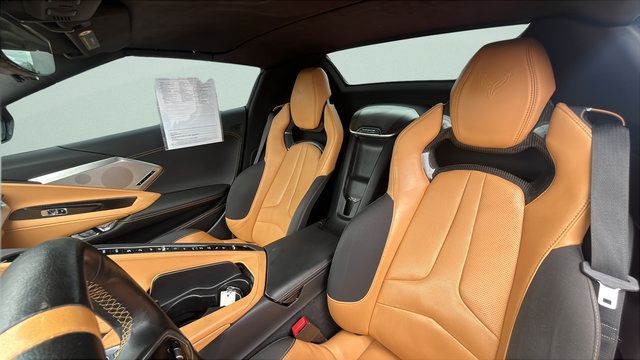 Used 2021 Chevrolet Corvette Stingray Premium Conv w/ Z51 Performance Package RWD image 23