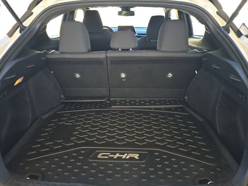 Used 2019 Toyota C-HR XLE image 13