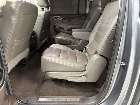 Used 2020 GMC Yukon XL Denali w/ Open Road Package AWD/4WD image 36