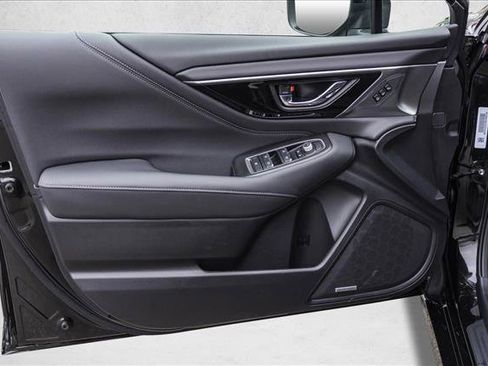 Used 2025 Subaru Legacy Limited image 12