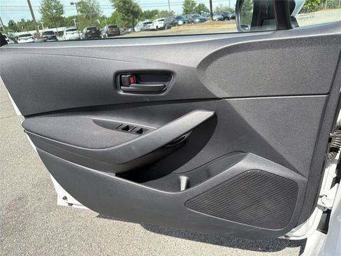Used 2023 Toyota Corolla LE w/ Carpet Mat Package (TMS) FWD image 20