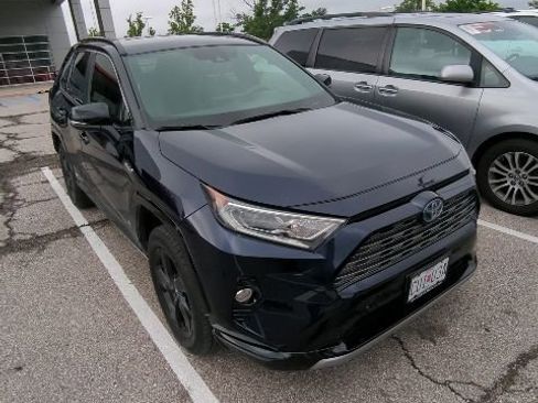 Certified 2019 Toyota RAV4 XSE w/ XSE Weather Package AWD/4WD image 3