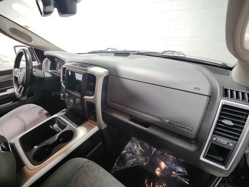 Used 2018 RAM 1500 Big Horn AWD/4WD image 17