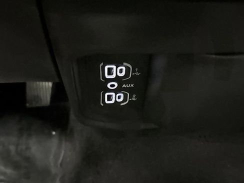 Used 2025 RAM 1500 Classic Warlock image 22