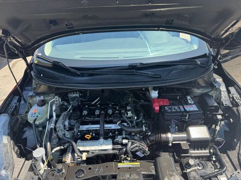 Used 2025 Nissan Versa SV FWD image 29
