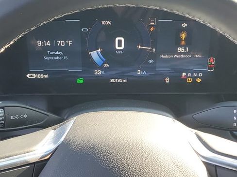 Used 2024 Chevrolet Equinox EV LT w/ LPO, All-Weather Mat Package AWD/4WD image 21
