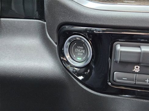 New 2025 Chevrolet Silverado 1500 LT w/ Z71 Off-Road Package image 24