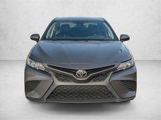 Used 2019 Toyota Camry SE video 2