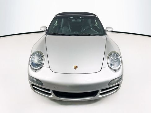 Used 2006 Porsche 911 Carrera S RWD image 3