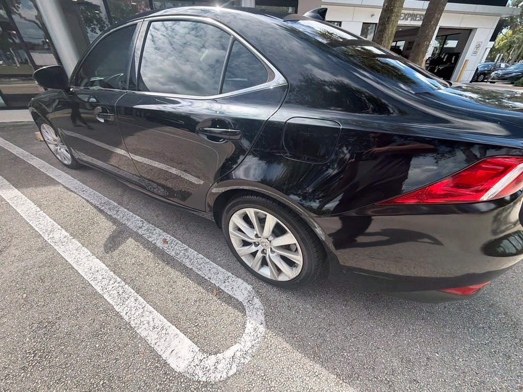 Used 2016 Lexus IS 200t RWD image 2