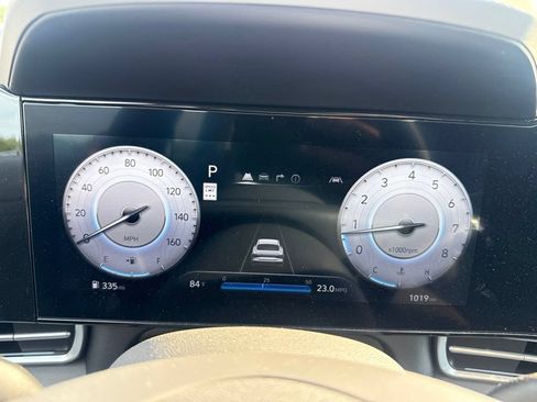 Used 2024 Hyundai Elantra SEL FWD image 9