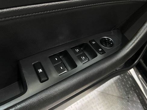 Used 2015 Hyundai Sonata Limited image 13