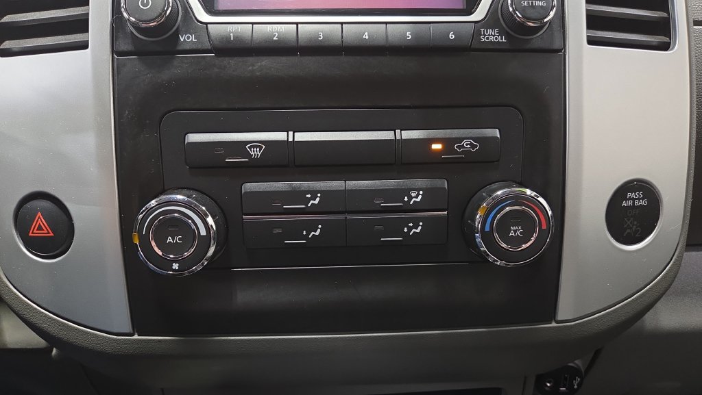 Used 2018 Nissan Frontier SV AWD/4WD image 15