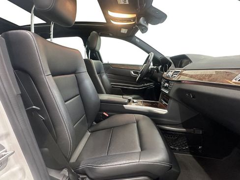 Used 2014 Mercedes-Benz E 350 4MATIC Sedan image 19