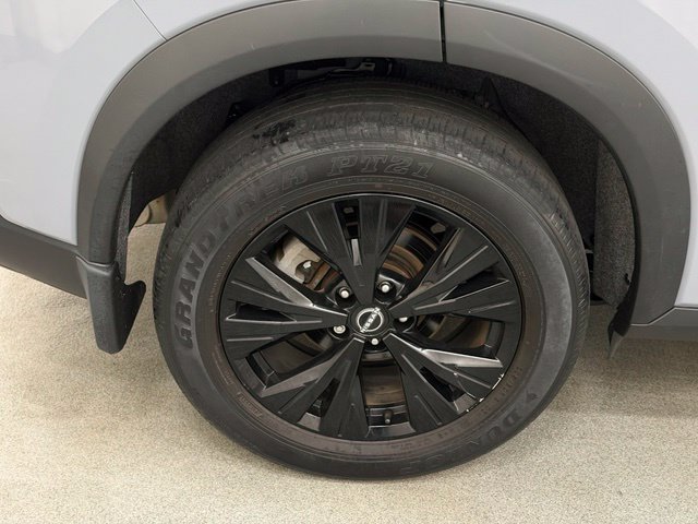 Used 2023 Nissan Rogue SV w/ SV Premium B Package AWD/4WD image 34