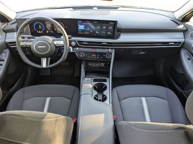 Certified 2026 Hyundai Sonata SEL AWD/4WD image 5
