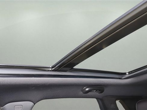 Used 2023 Cadillac XT5 Premium Luxury w/ Technology Package image 22