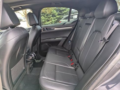 Used 2024 Alfa Romeo Stelvio Ti image 21